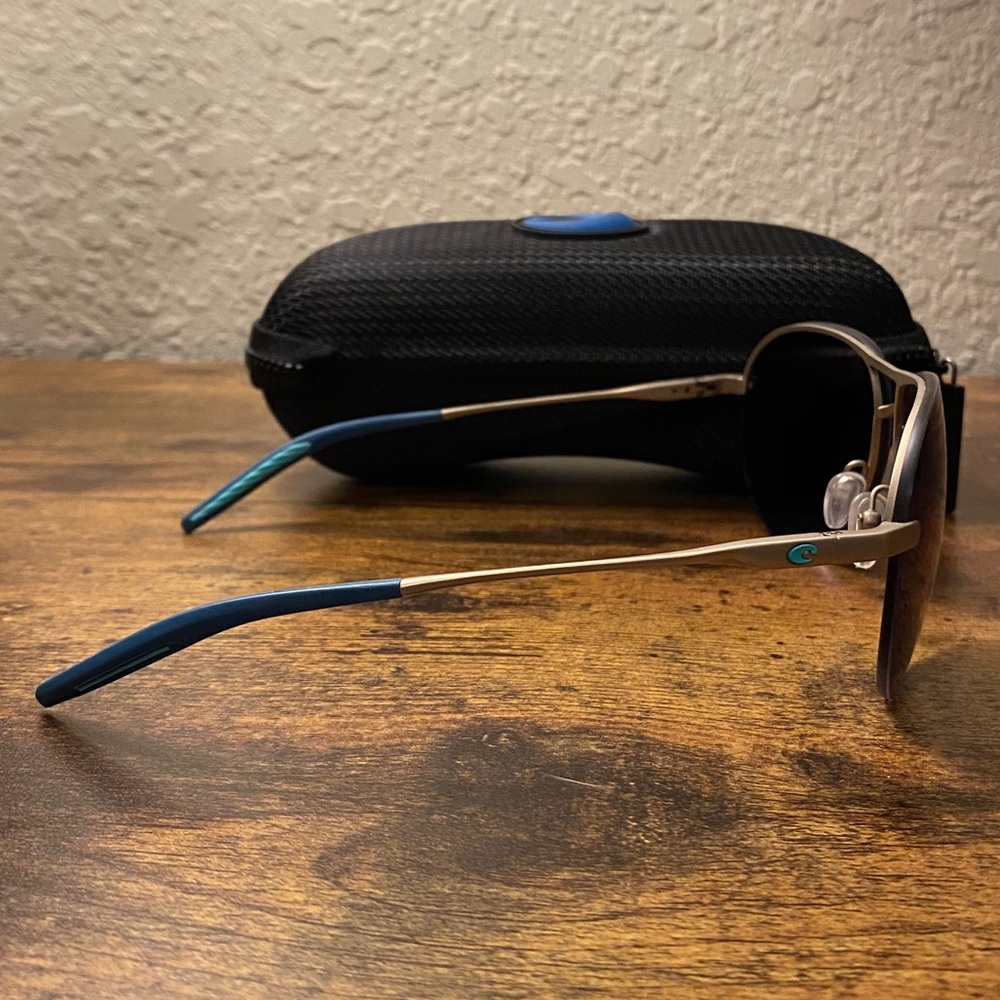 Helo Polarized Costa Del Mar Sunglasses - Picture 4 of 8